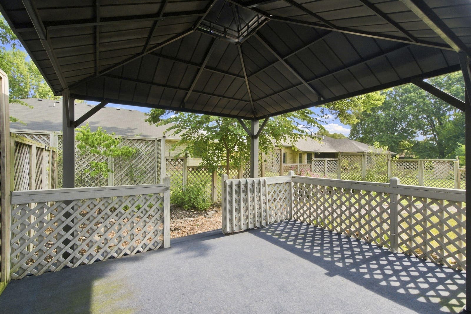 24-web-or-mls-DSC01005 at 1255 E Lafayette Court, Springfield, MO 65804