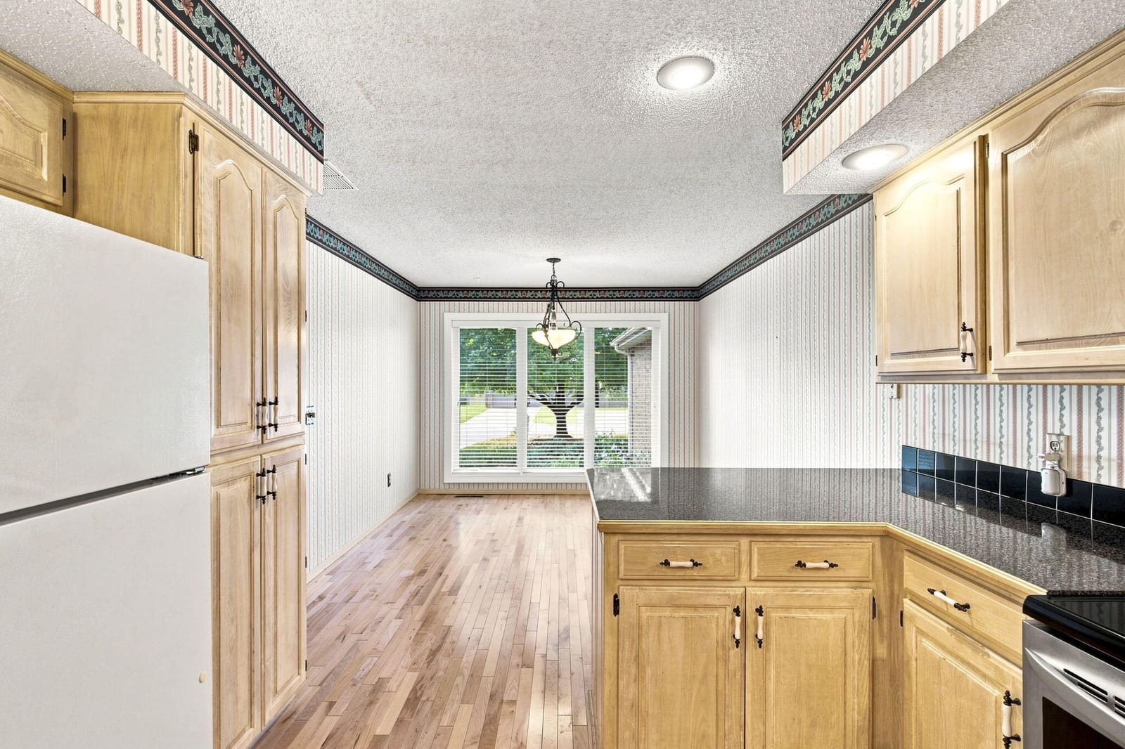 15-web-or-mls-DSC01003 at 1255 E Lafayette Court, Springfield, MO 65804