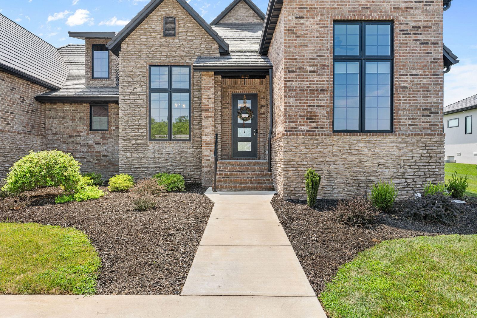 FrameandFocus_WEBorMLS-5 at 3958 E Dunrobin Drive, Springfield, MO 65809