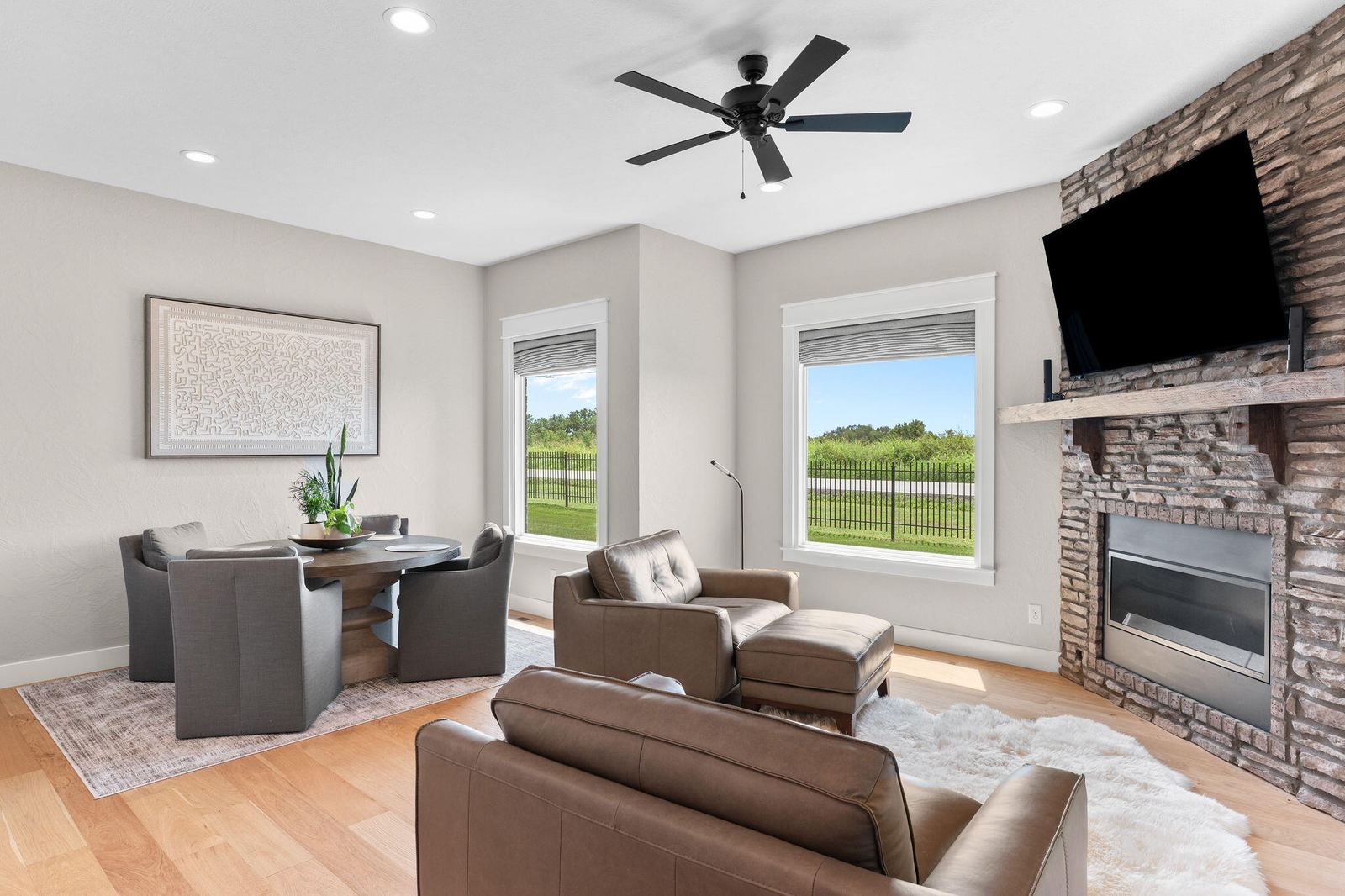 FrameandFocus_WEBorMLS-18 at 3958 E Dunrobin Drive, Springfield, MO 65809