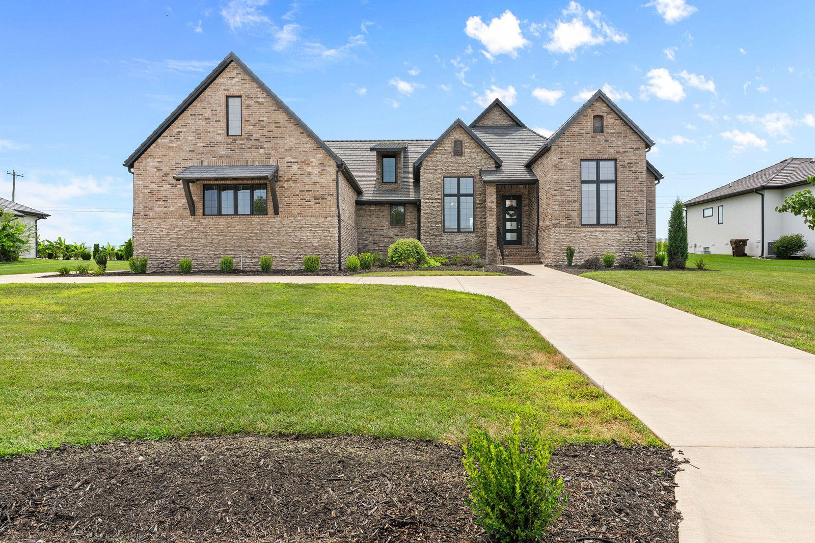 FrameandFocus_WEBorMLS-46 at 3958 E Dunrobin Drive, Springfield, MO 65809