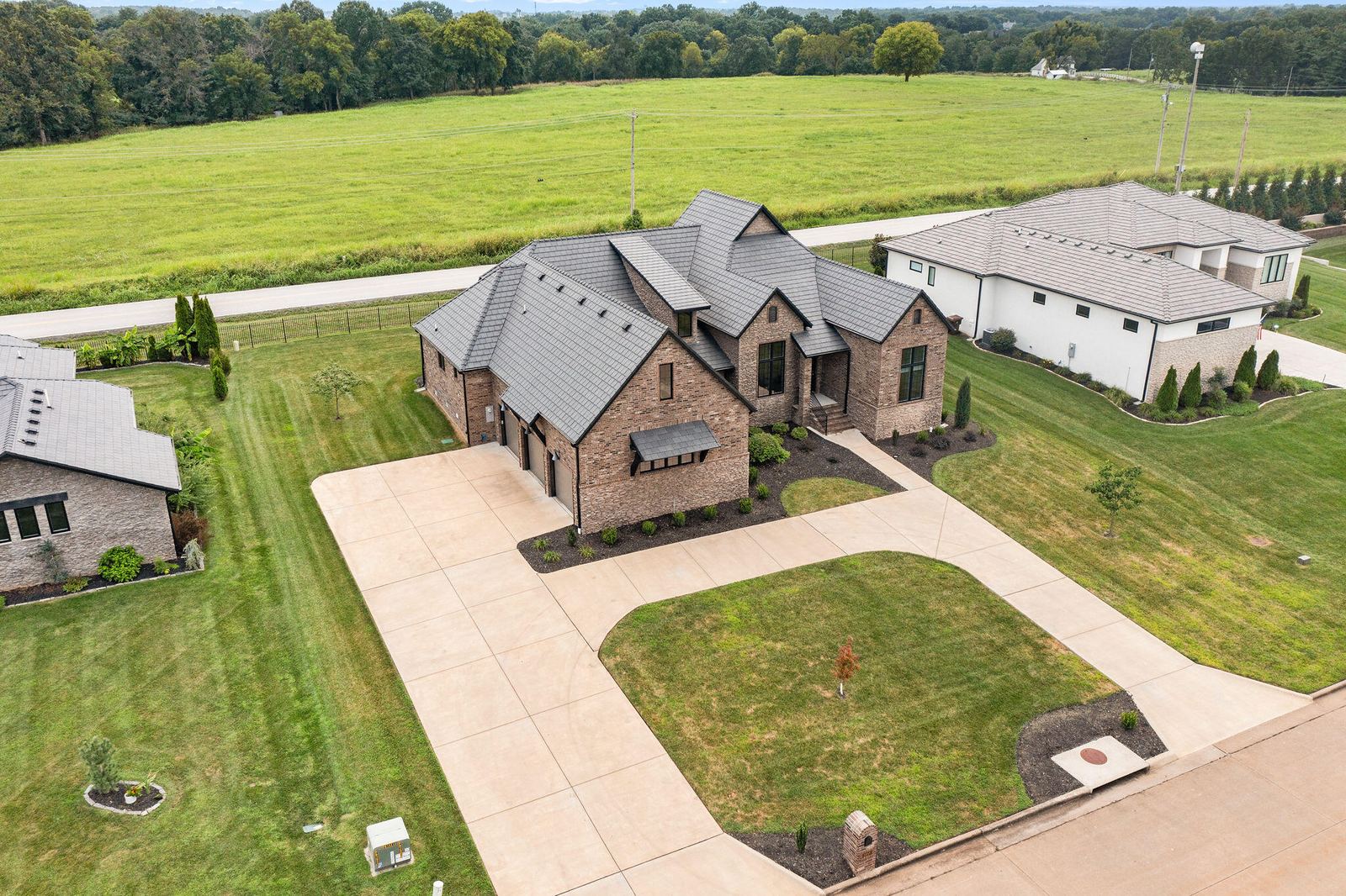 FrameandFocus_WEBorMLS-51 at 3958 E Dunrobin Drive, Springfield, MO 65809