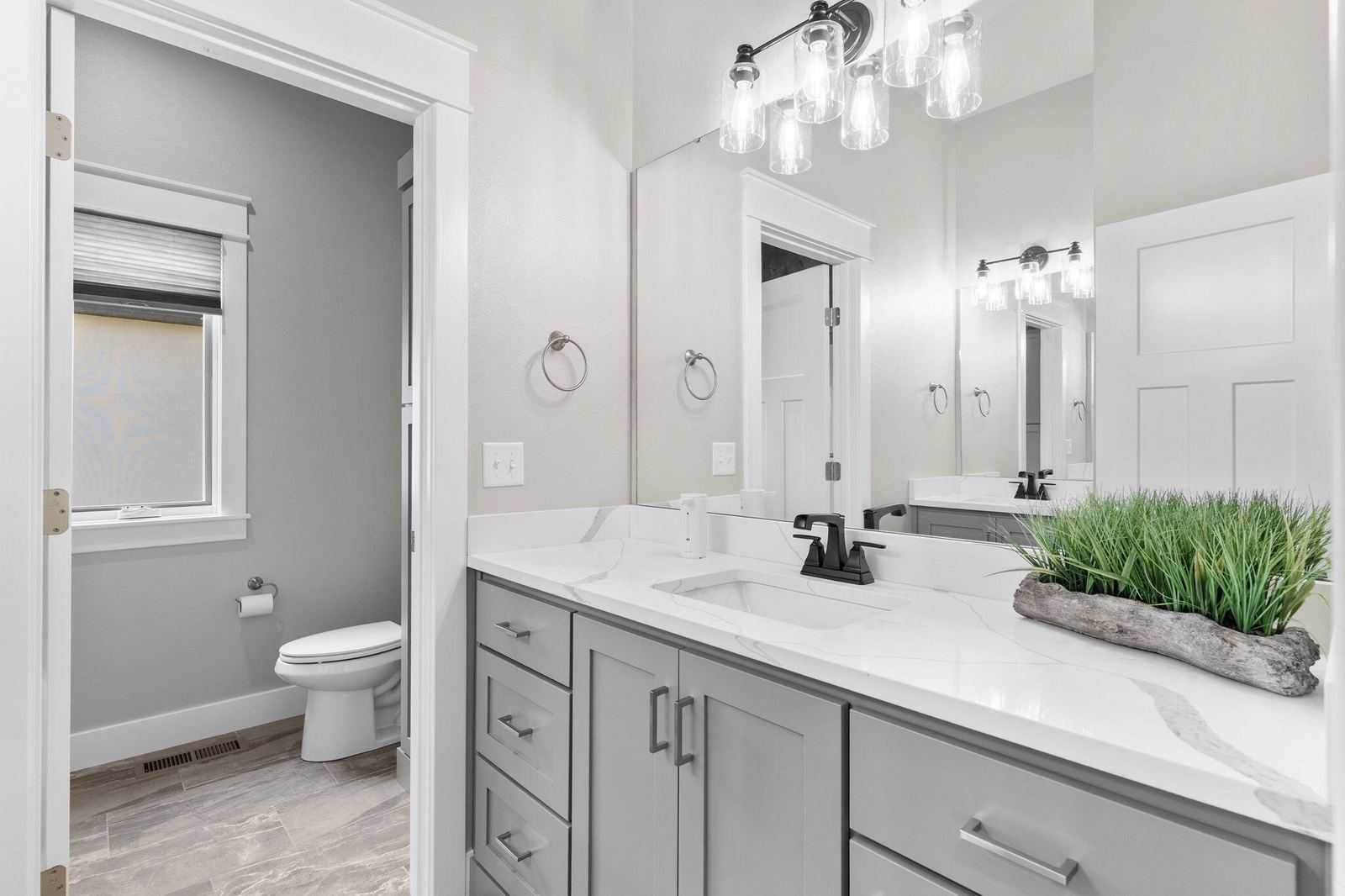 FrameandFocus_WEBorMLS-23 at 3958 E Dunrobin Drive, Springfield, MO 65809