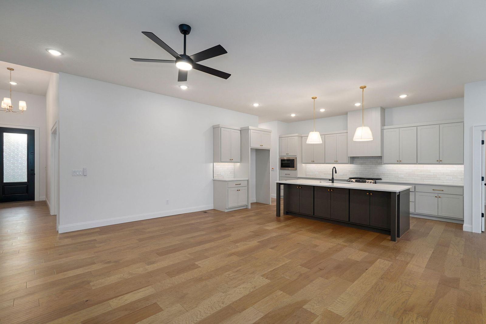 2136 N Silver Charm Ave-9 at 2136 N Sun Valley Drive, Springfield, MO 65802
