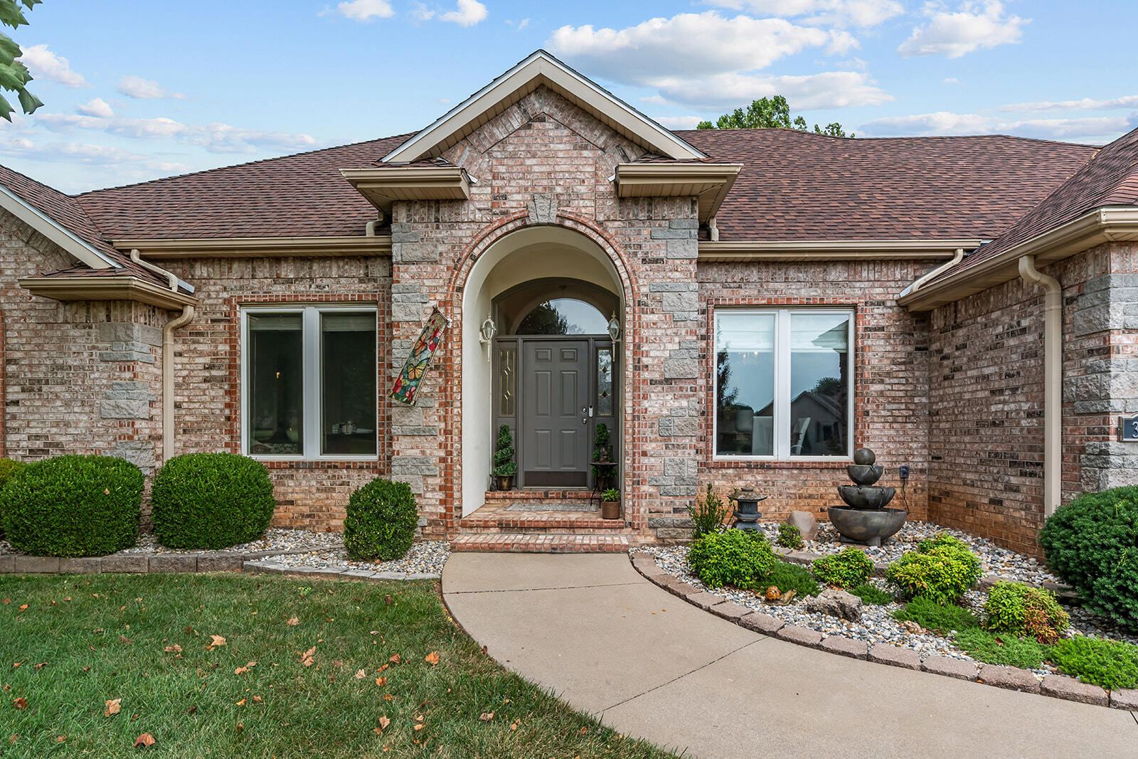 DSC06557 at 3725 E Cromwell Lane, Springfield, MO 65802