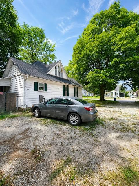 36F88CA1-B540-43F5-9F5C-6533568593AE at 1322 N Grant Avenue, Springfield, MO 65802