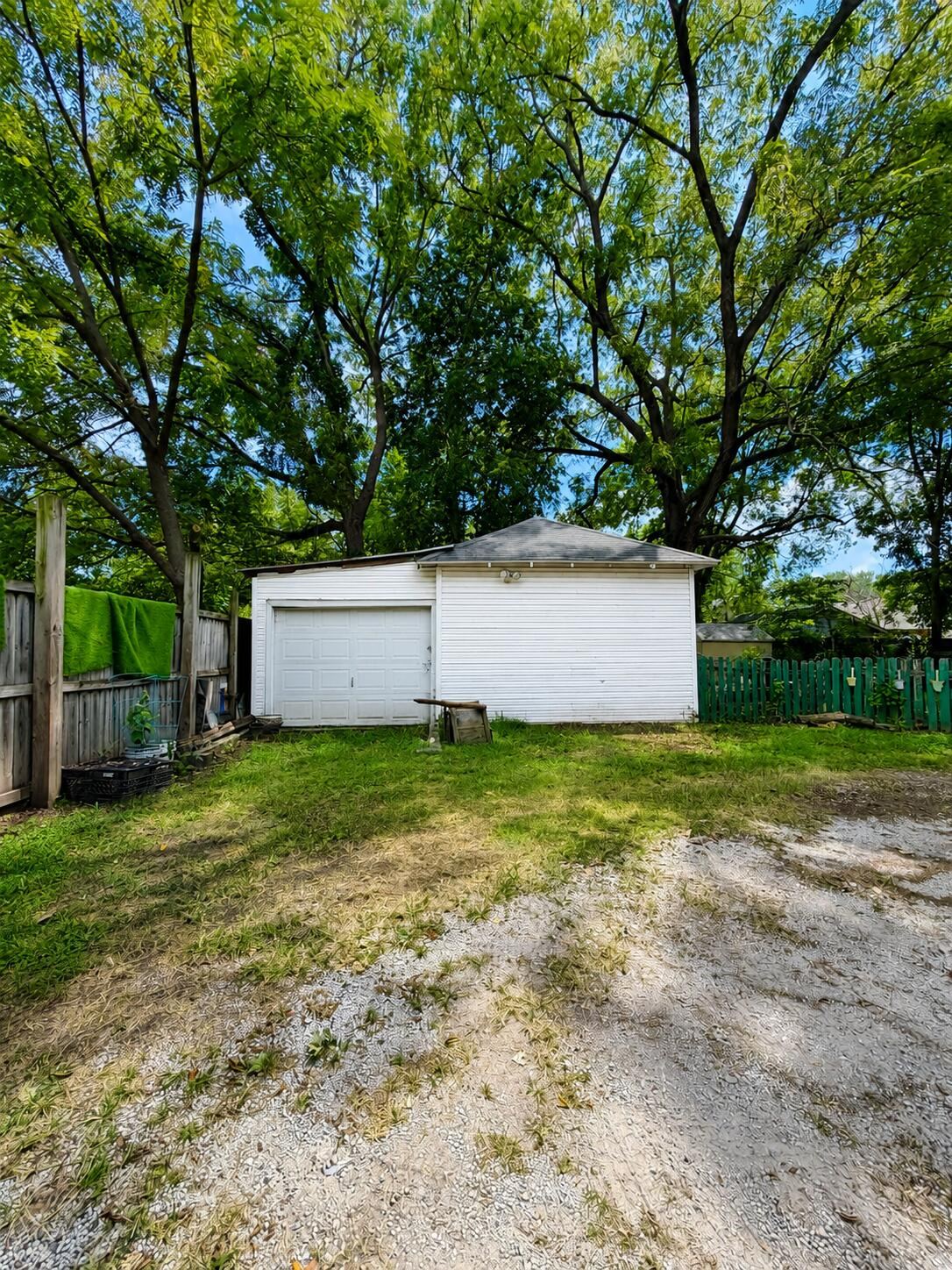 D00907E2-A243-4893-9098-C28EE17D2C59 at 1322 N Grant Avenue, Springfield, MO 65802