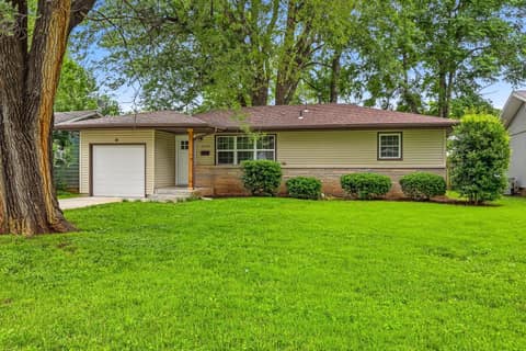 Front of 2308 S Delaware Avenue, Springfield, MO 65804
