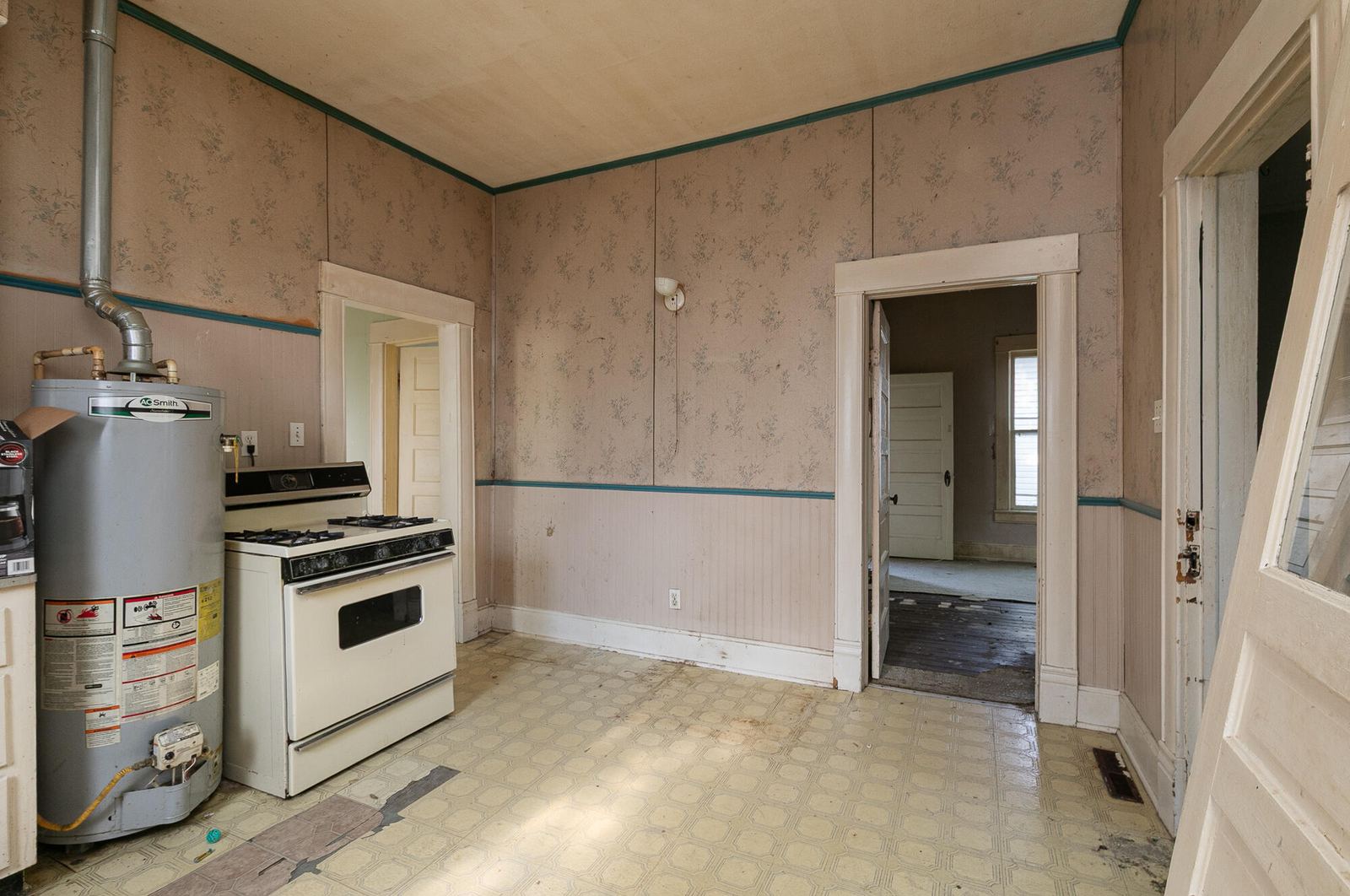 7M4A1694-Edit at 1717 W Atlantic Street, Springfield, MO 65803