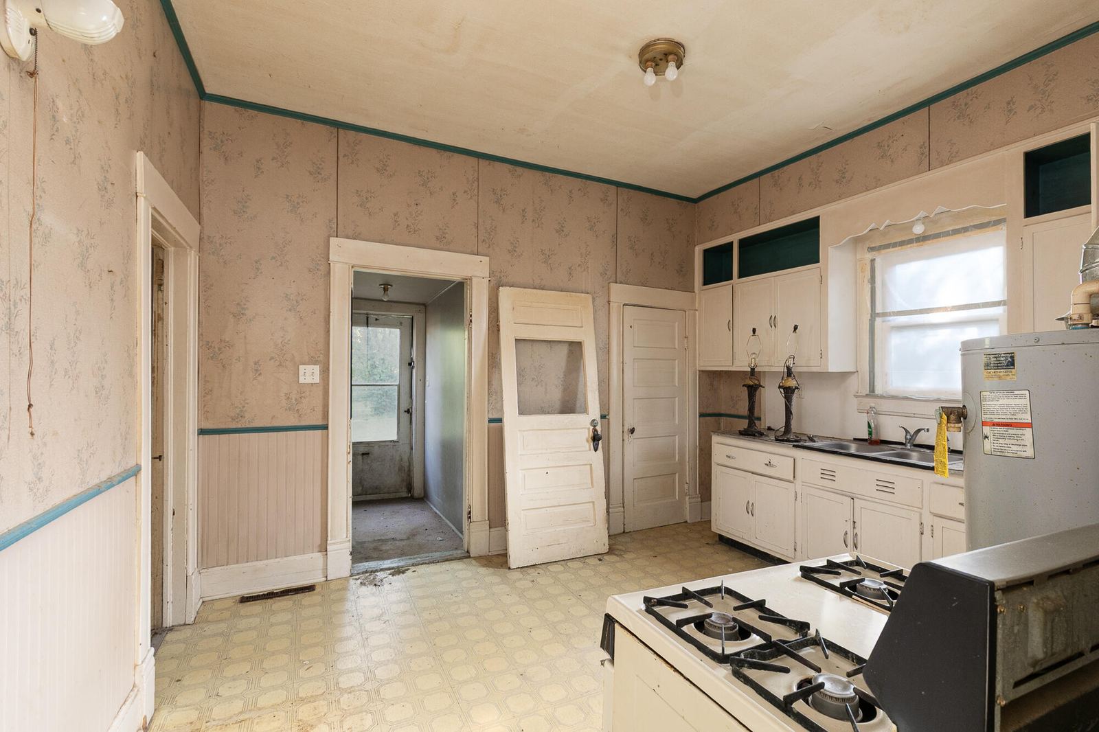7M4A1679-Edit at 1717 W Atlantic Street, Springfield, MO 65803
