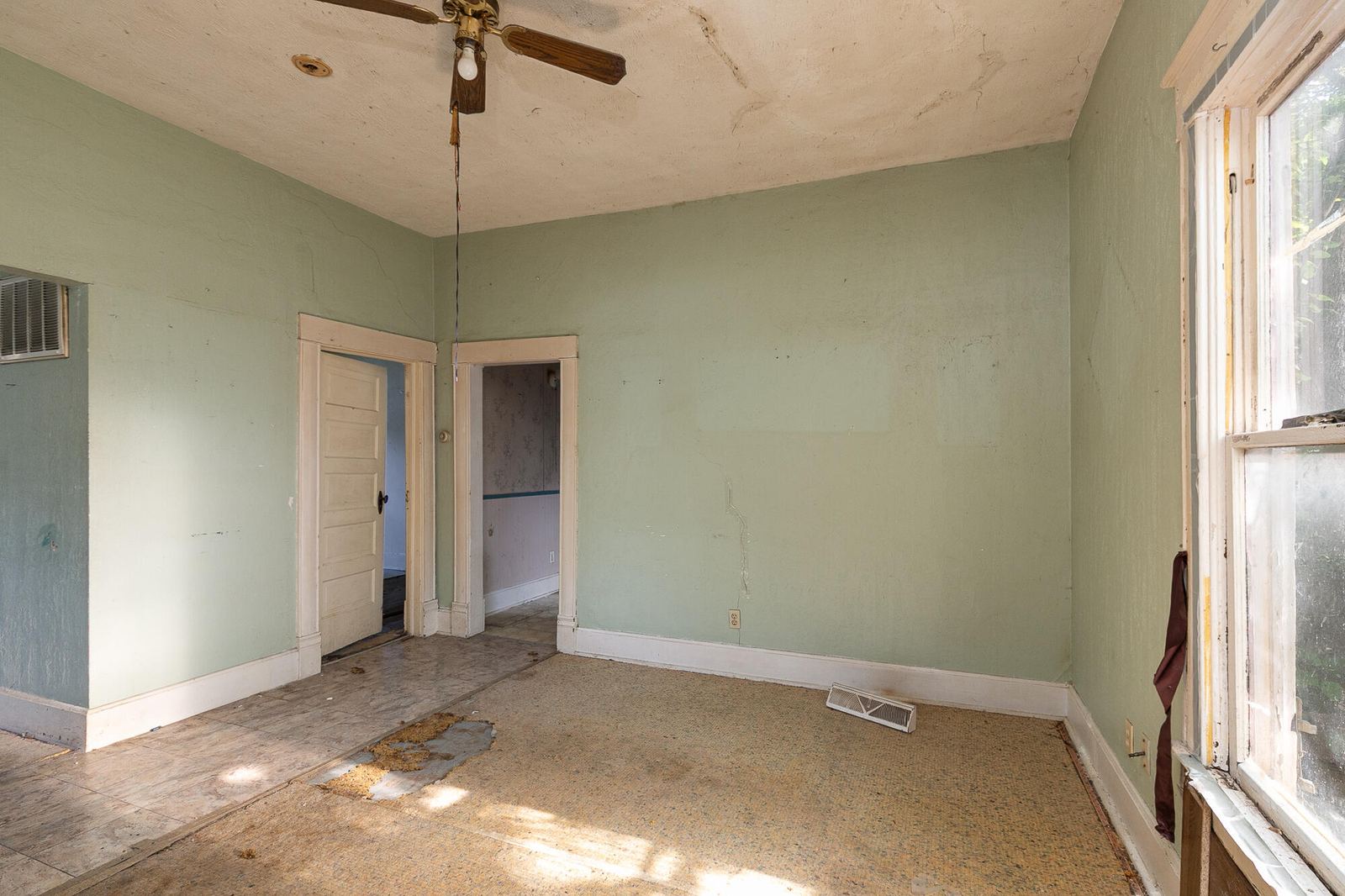7M4A1659-Edit at 1717 W Atlantic Street, Springfield, MO 65803