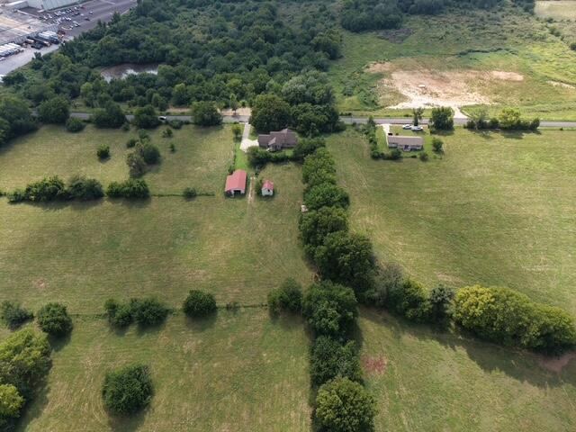 6981190181690582136 at 2904 N Farm Road 123, Springfield, MO 65803