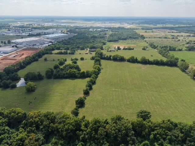 8829189746183928290 at 2904 N Farm Road 123, Springfield, MO 65803