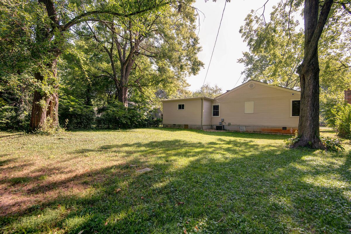 073_4_5 at 1427 S Pickwick Avenue, Springfield, MO 65804