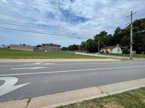 3 at 835 N Campbell Avenue, Springfield, MO 65802