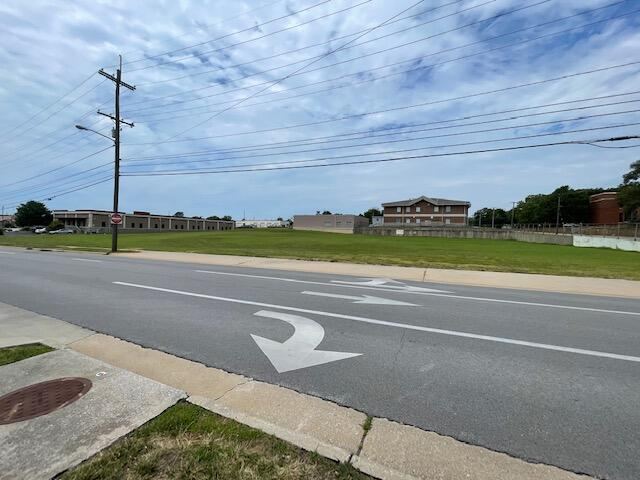 4 at 835 N Campbell Avenue, Springfield, MO 65802
