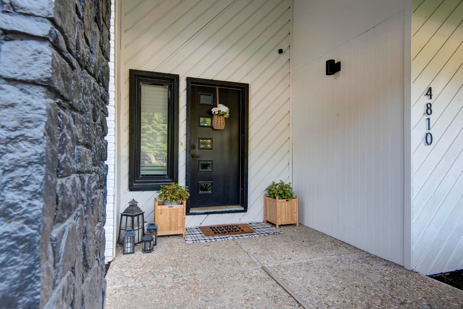Warwick (4) at 4810 S Warwick Avenue, Springfield, MO 65804