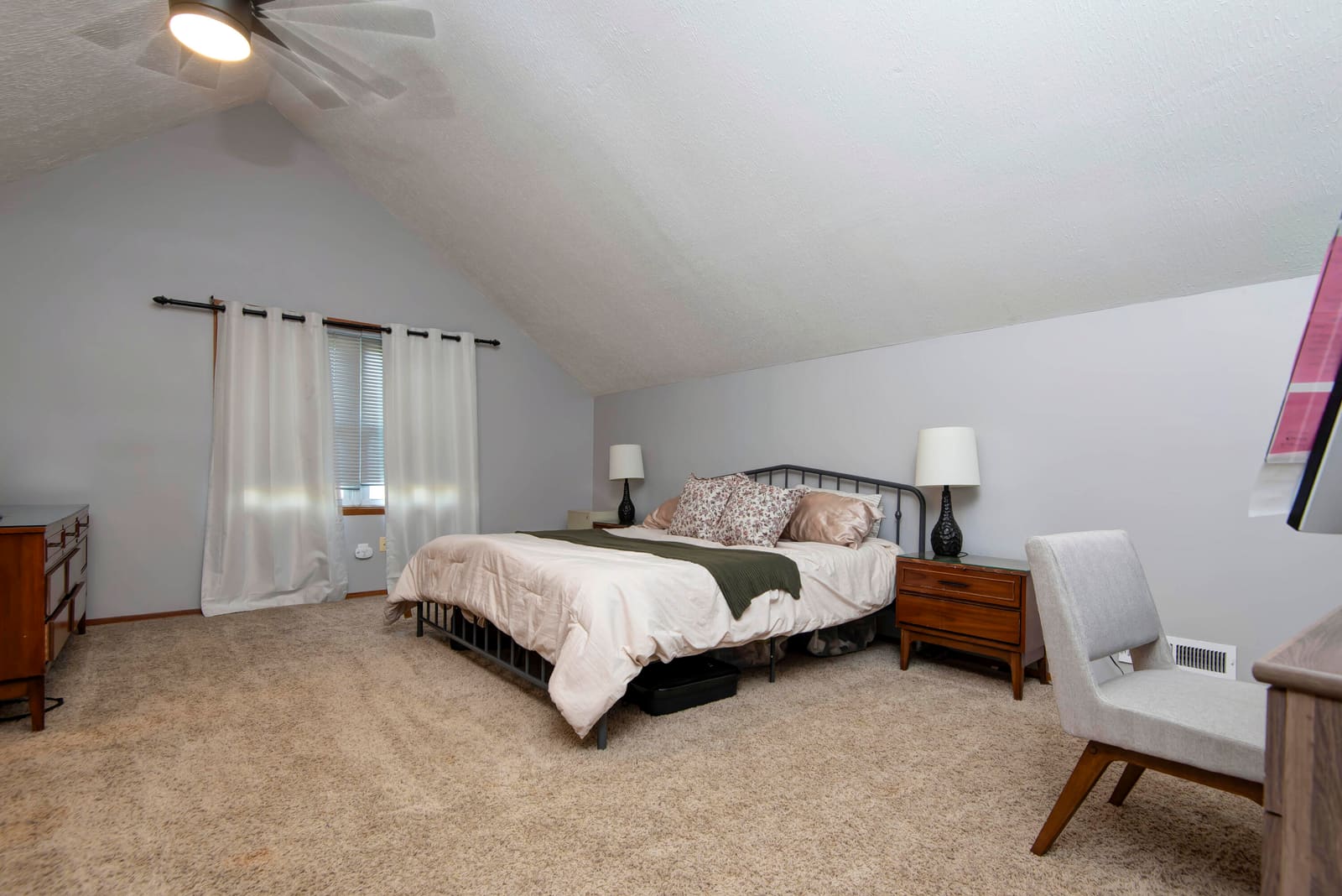 Warwick (22) at 4810 S Warwick Avenue, Springfield, MO 65804
