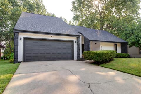 Warwick (3) at 4810 S Warwick Avenue, Springfield, MO 65804