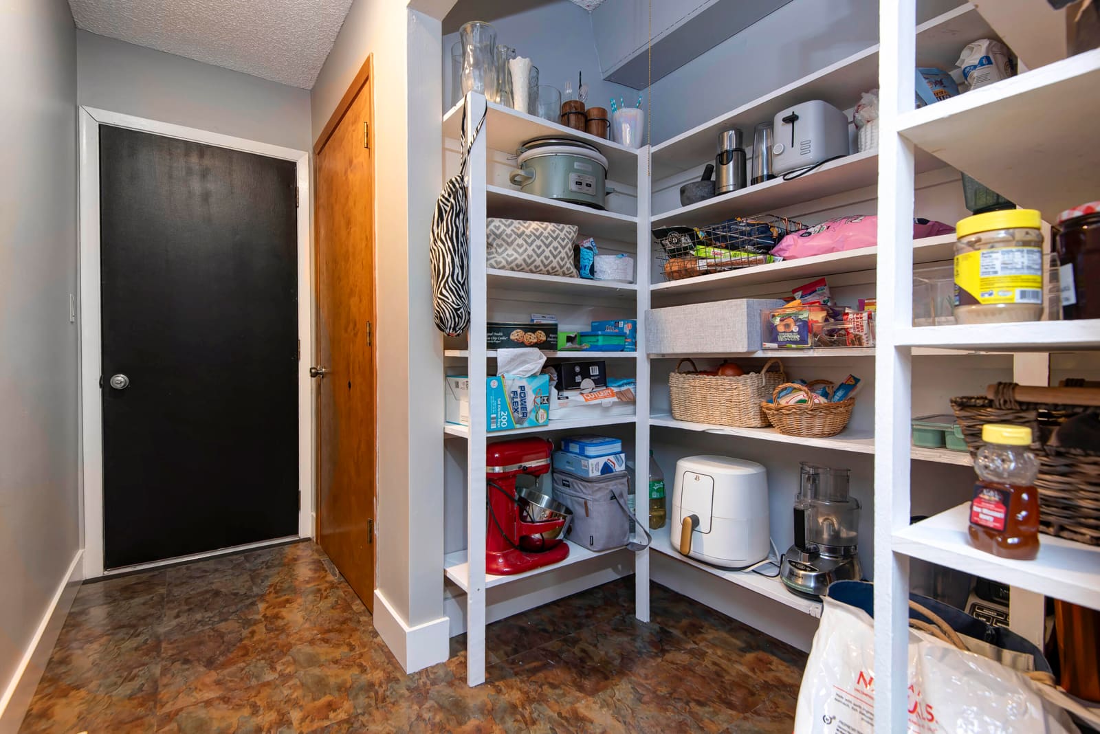 Warwick (21) at 4810 S Warwick Avenue, Springfield, MO 65804