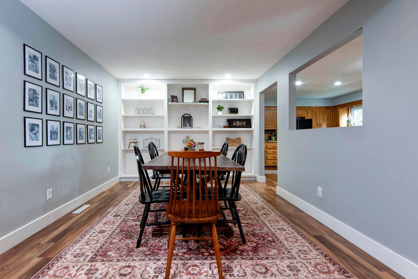 Warwick (9) at 4810 S Warwick Avenue, Springfield, MO 65804