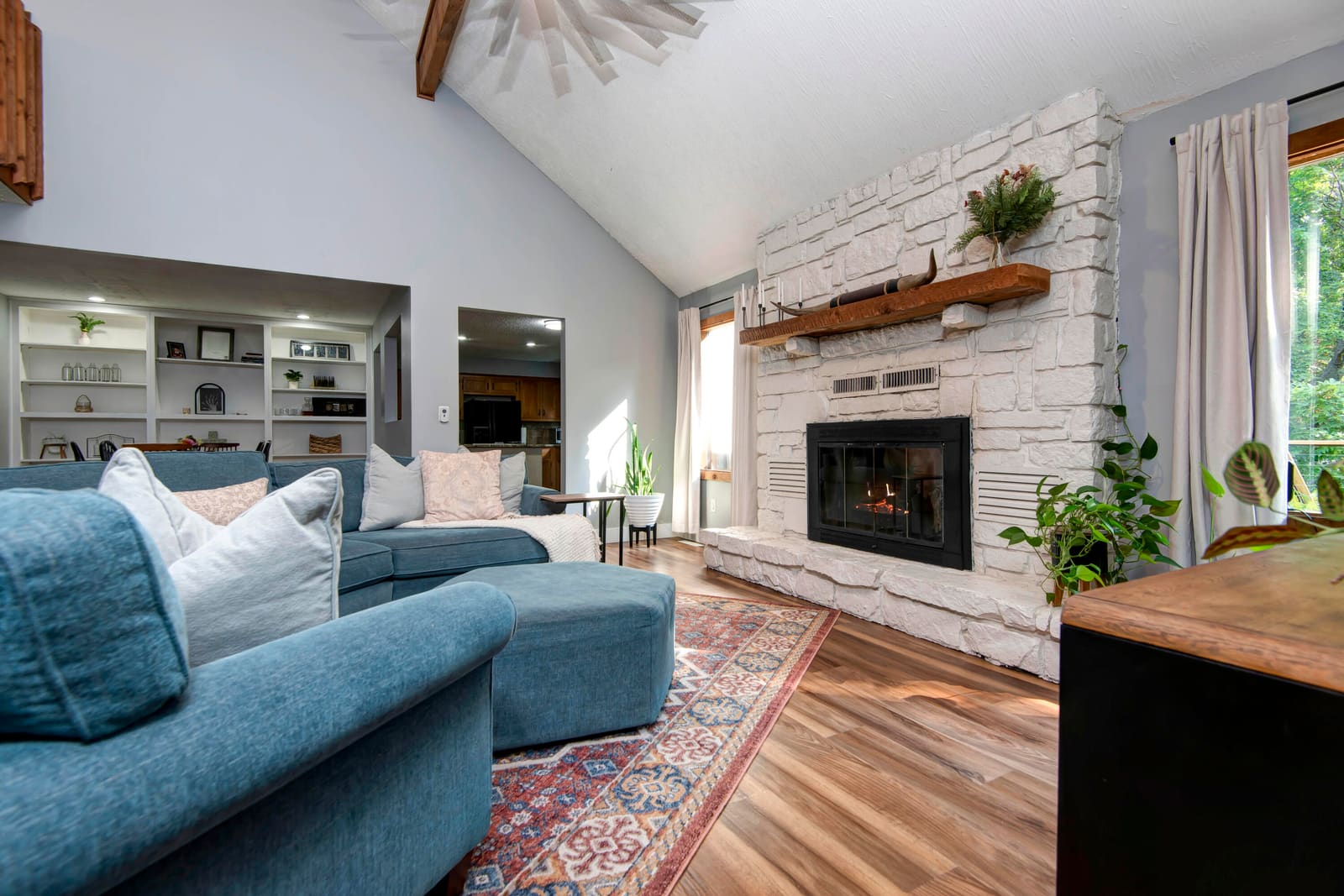 Warwick (16) at 4810 S Warwick Avenue, Springfield, MO 65804