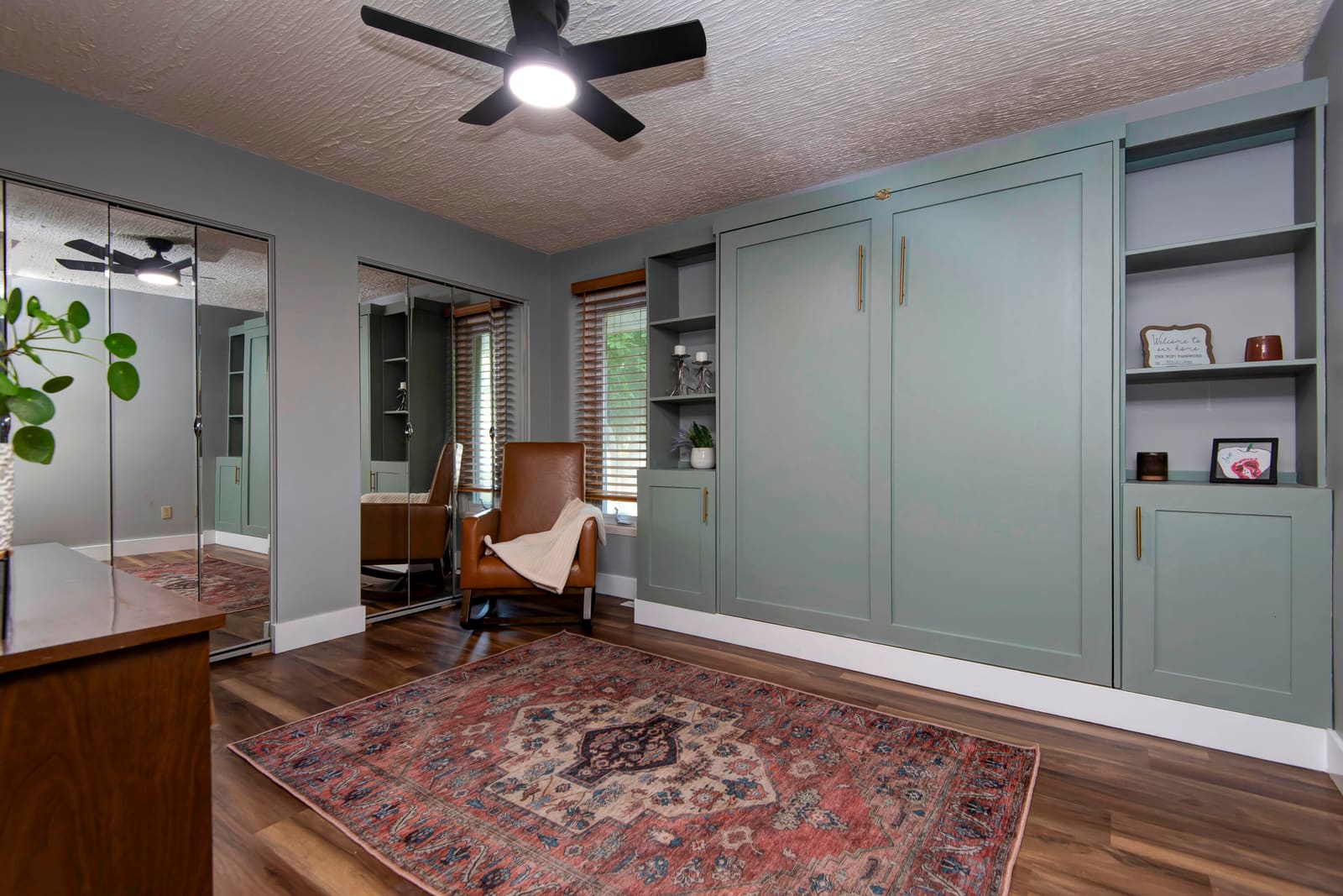 Warwick (5) at 4810 S Warwick Avenue, Springfield, MO 65804