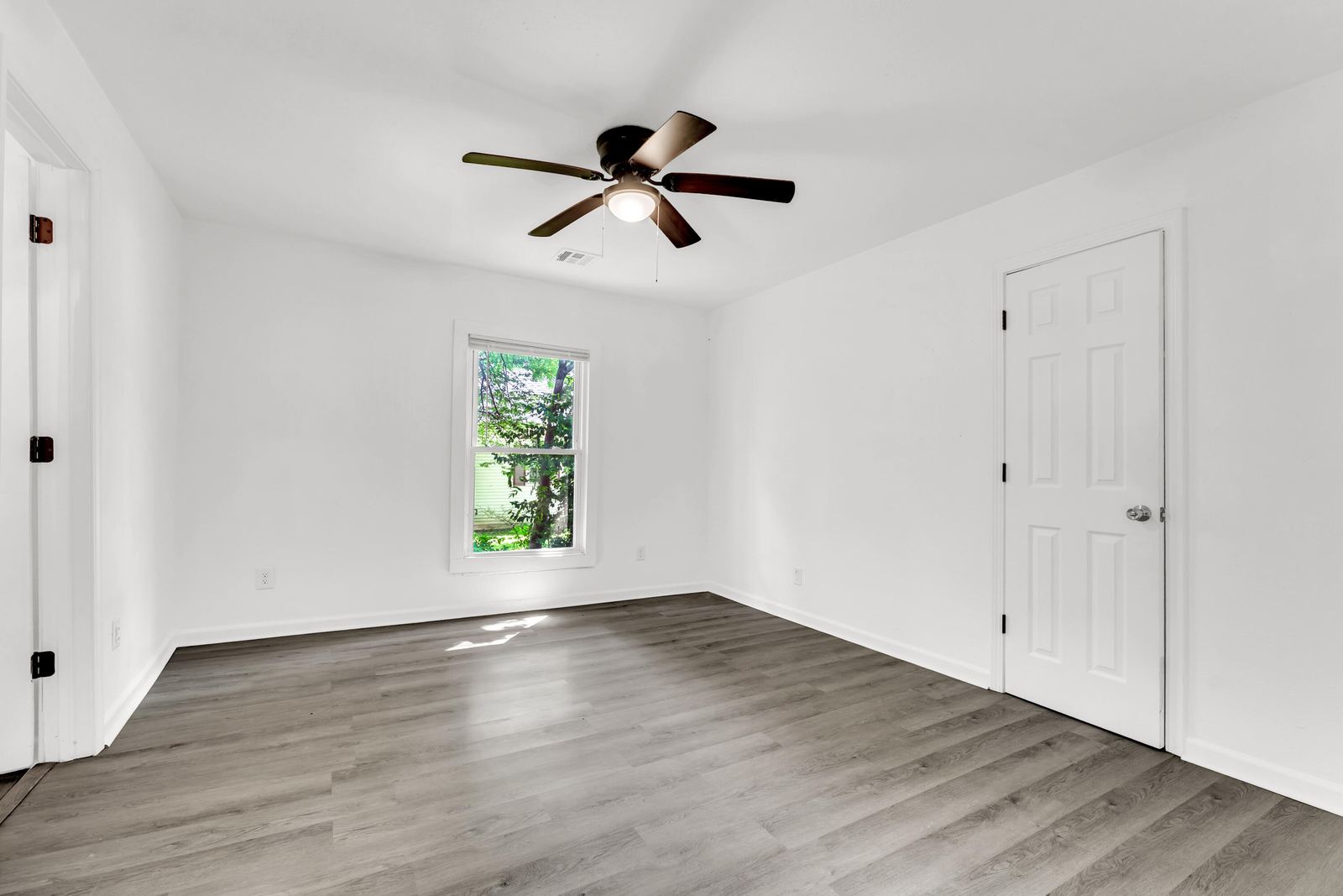 Garfield-22-8 at 827 E Garfield Street, Springfield, MO 65803
