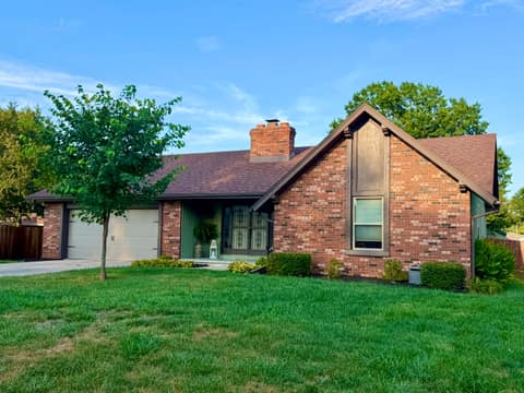 Front of 4338 S Delaware Avenue, Springfield, MO 65804