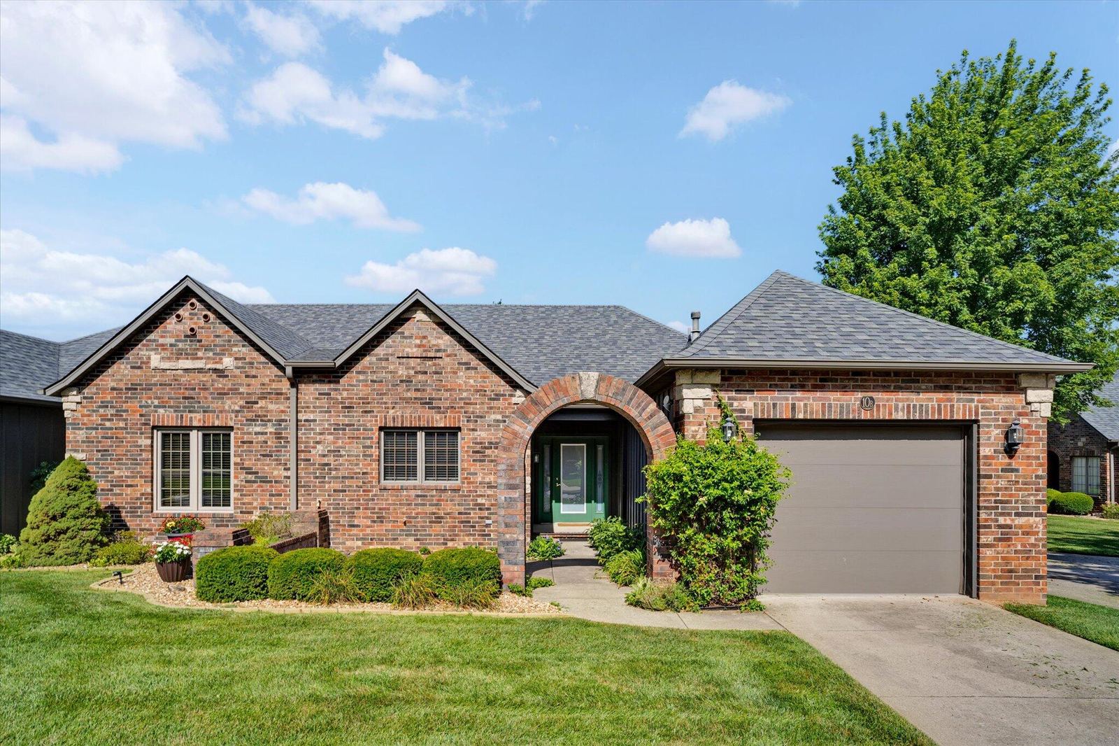 02-1 at 1750 W Bennett Street Unit Unit 10b, Springfield, MO 65807