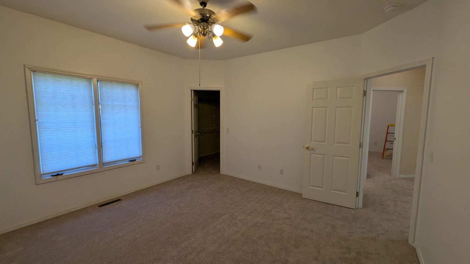 1000027474 at 1750 W Bennett Street Unit Unit 10b, Springfield, MO 65807