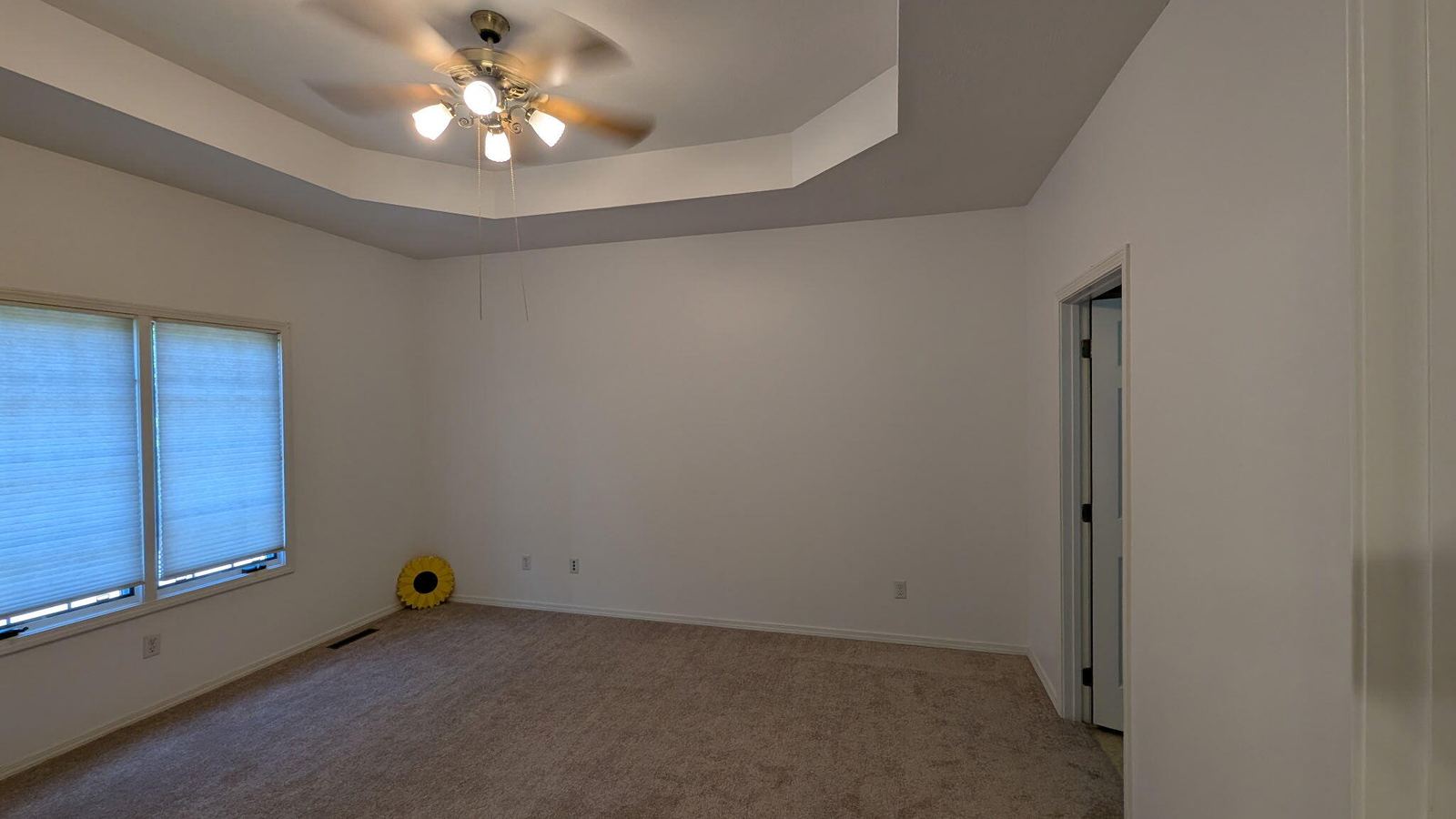 1000027477 at 1750 W Bennett Street Unit Unit 10b, Springfield, MO 65807