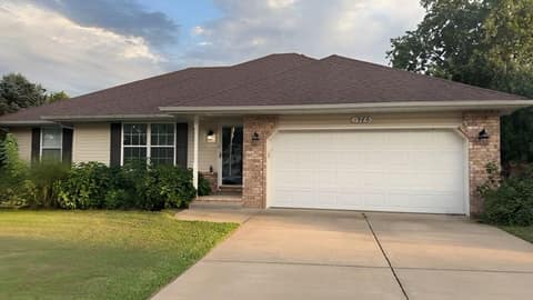 Front of 1986 W Sexton Drive, Springfield, MO 65810