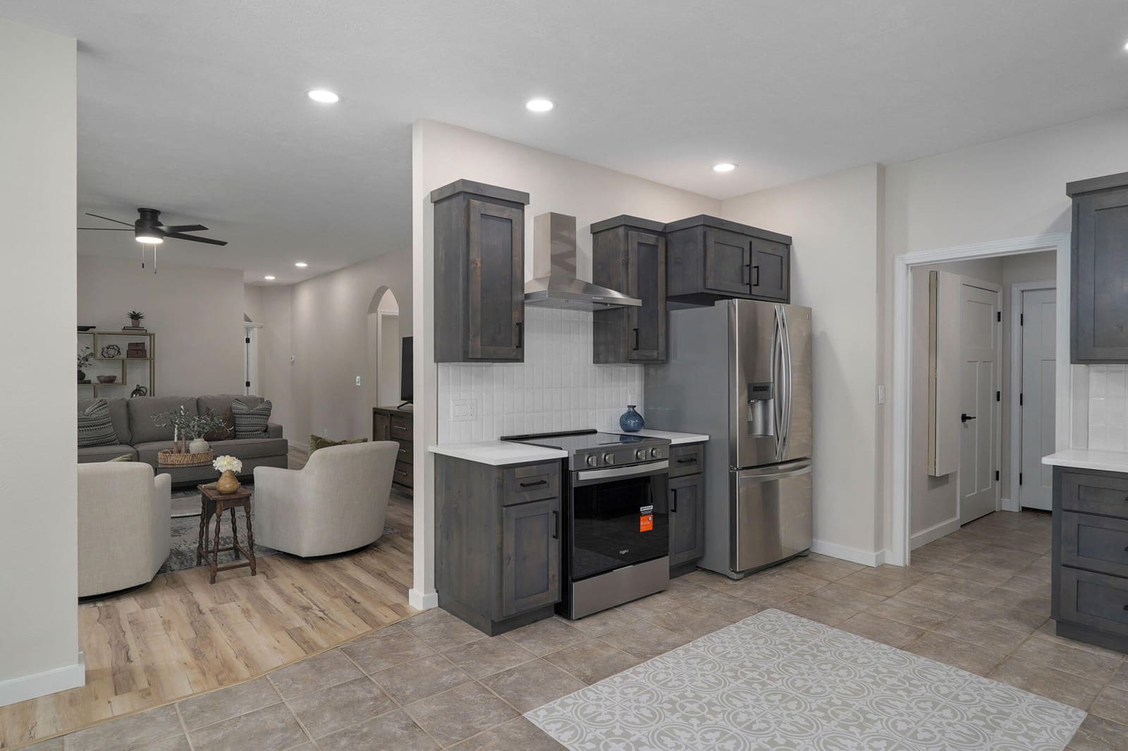 2371 W Allen Dr-9 at 2371 W Allen Drive, Springfield, MO 65810