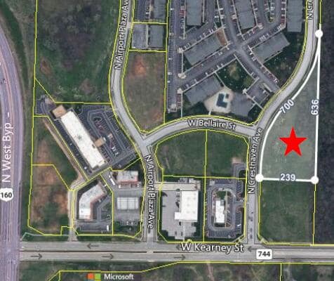 Front of 2440 N Cresthaven Avenue Unit Lot 2, 5th Addition, Springfield, MO 65803