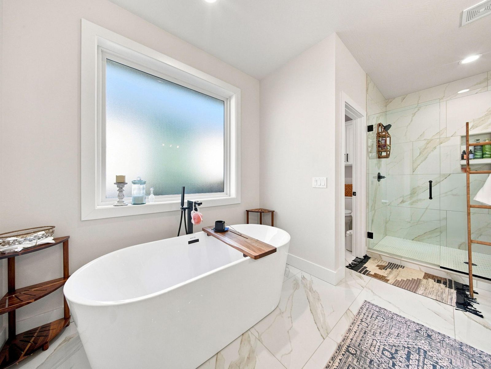 31-web-or-mls-master bath 2 at 3925 E Woodhue Street, Springfield, MO 65802
