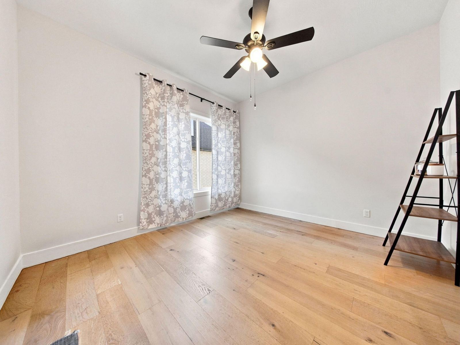 42-web-or-mls-bedroom 3 at 3925 E Woodhue Street, Springfield, MO 65802