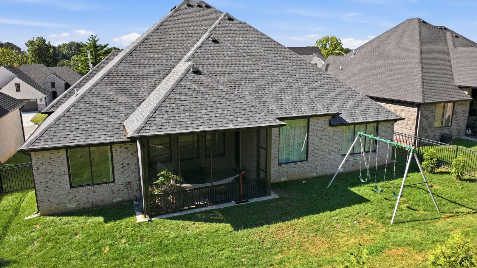 50-web-or-mls-back drone 1 at 3925 E Woodhue Street, Springfield, MO 65802