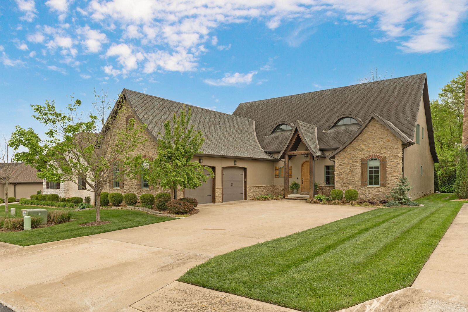 3810 E Cherry St 18-7 at 3810 E Cherry Street Unit Unit 18, Springfield, MO 65809