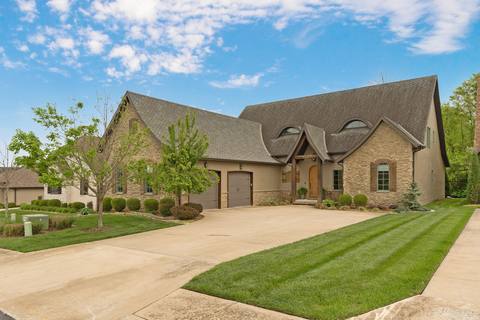 3810 E Cherry St 18-7 at 3810 E Cherry Street Unit Unit 18, Springfield, MO 65809