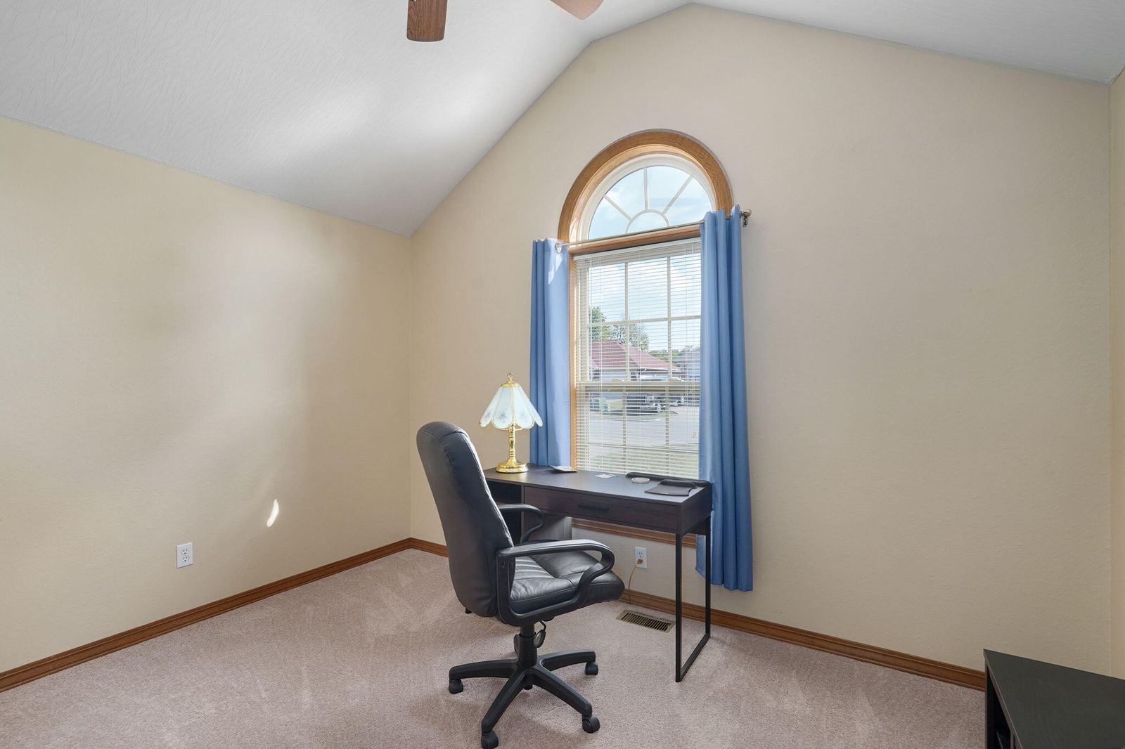 3265 W Grandview St-24 at 3265 W Grandview Street, Springfield, MO 65803