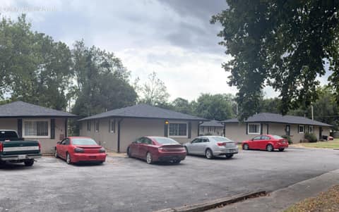 Front of 2118 N Jefferson Avenue, Springfield, MO 65803