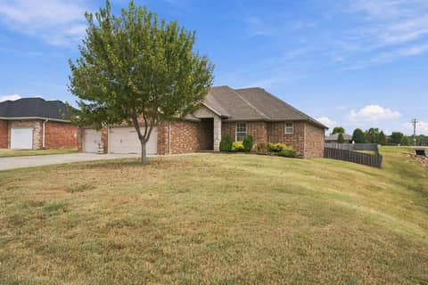 FrameandFocus_WEBorMLS-5 at 4535 E Cromwell Street, Springfield, MO 65802