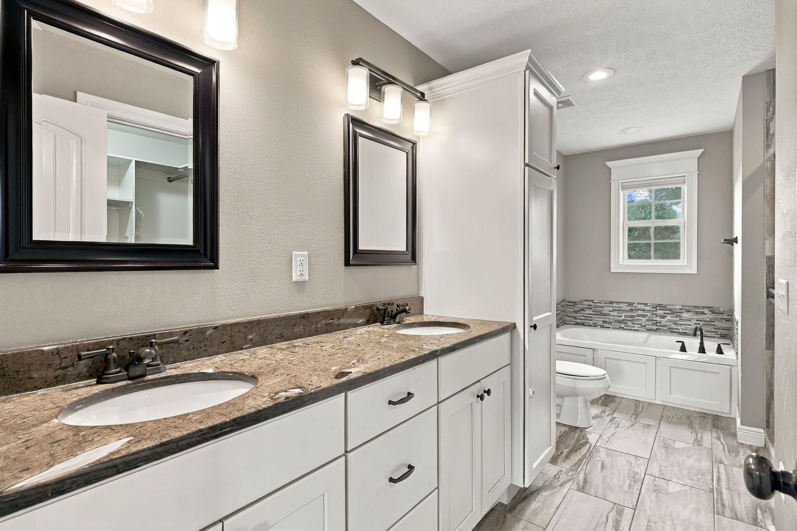 FrameandFocus_WEBorMLS-21 at 4535 E Cromwell Street, Springfield, MO 65802