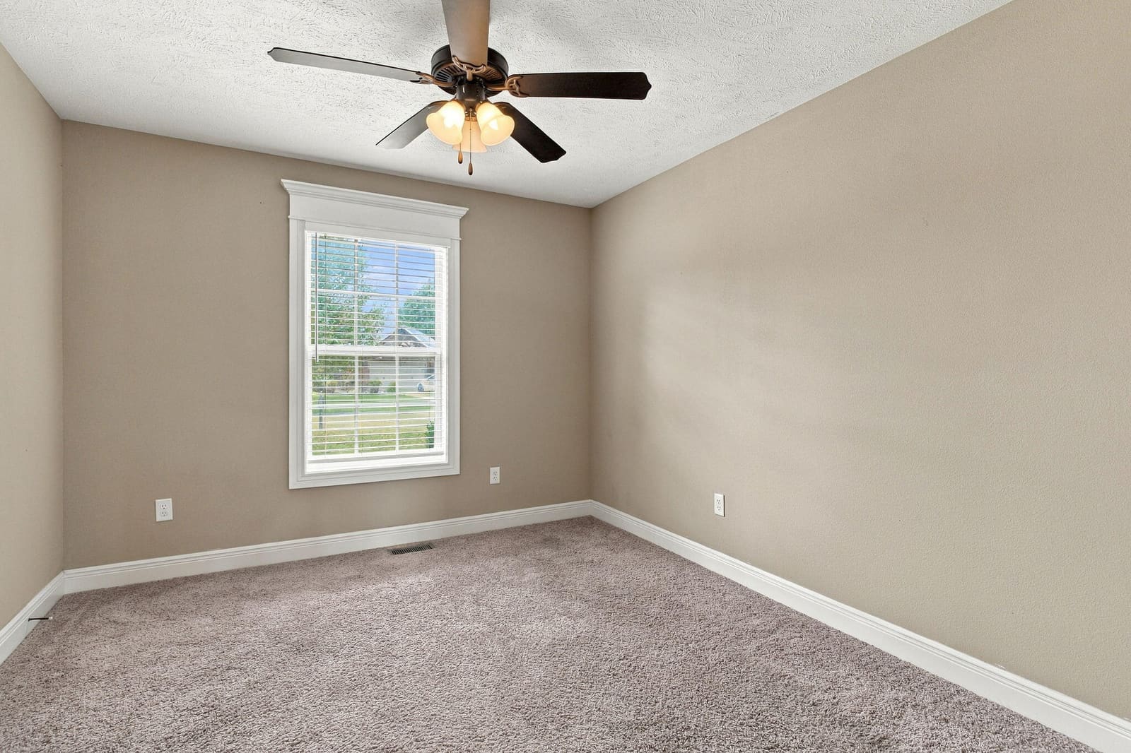 FrameandFocus_WEBorMLS-18 at 4535 E Cromwell Street, Springfield, MO 65802