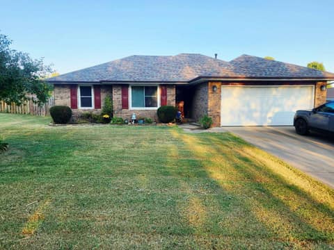 Front of 3341 S Palisades Drive, Springfield, MO 65807