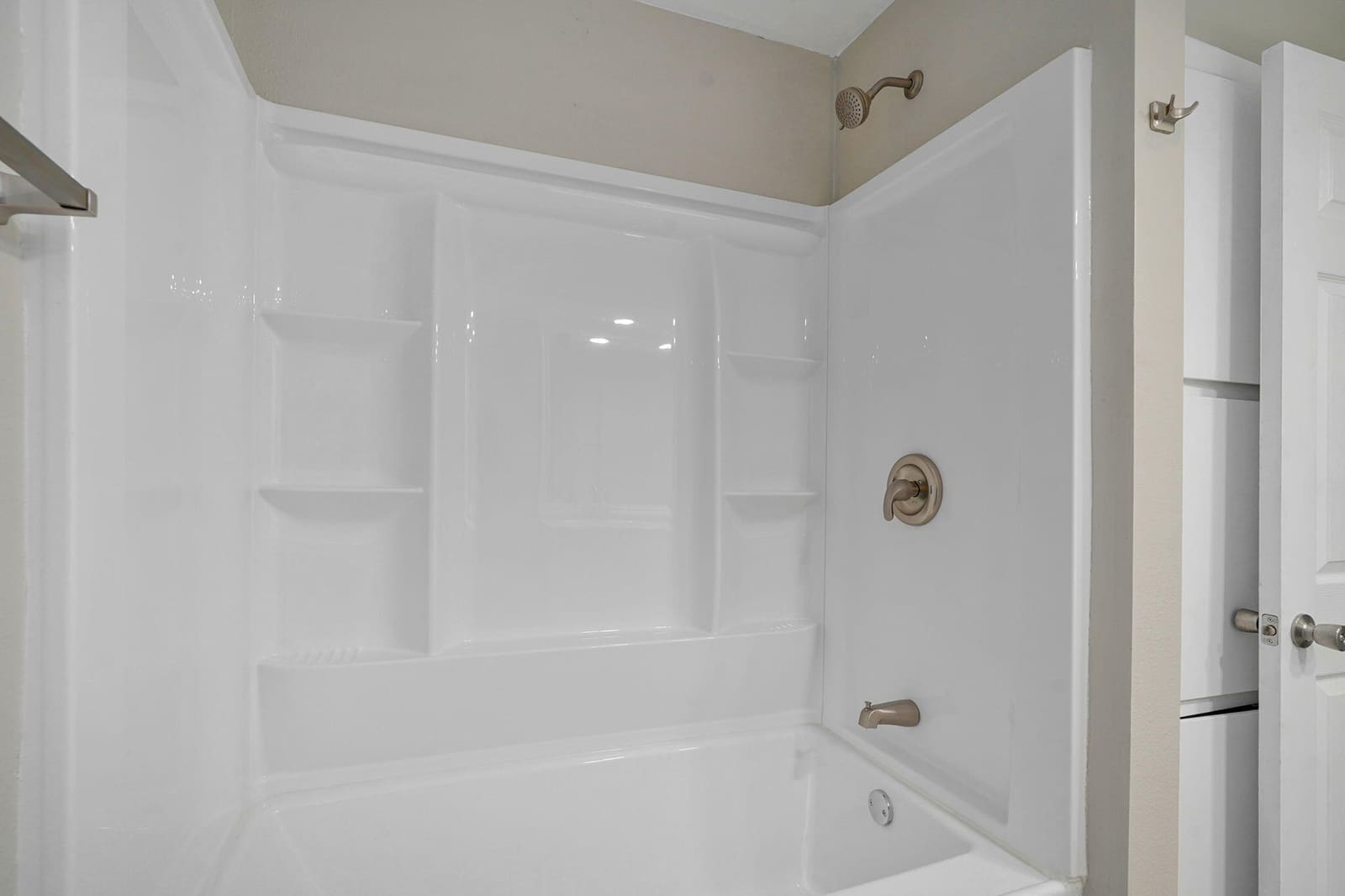1824 E Crestview St-17 at 1824 E Crestview Street, Springfield, MO 65804