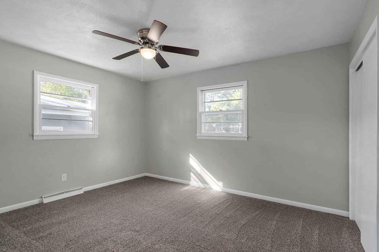 1824 E Crestview St-18 at 1824 E Crestview Street, Springfield, MO 65804