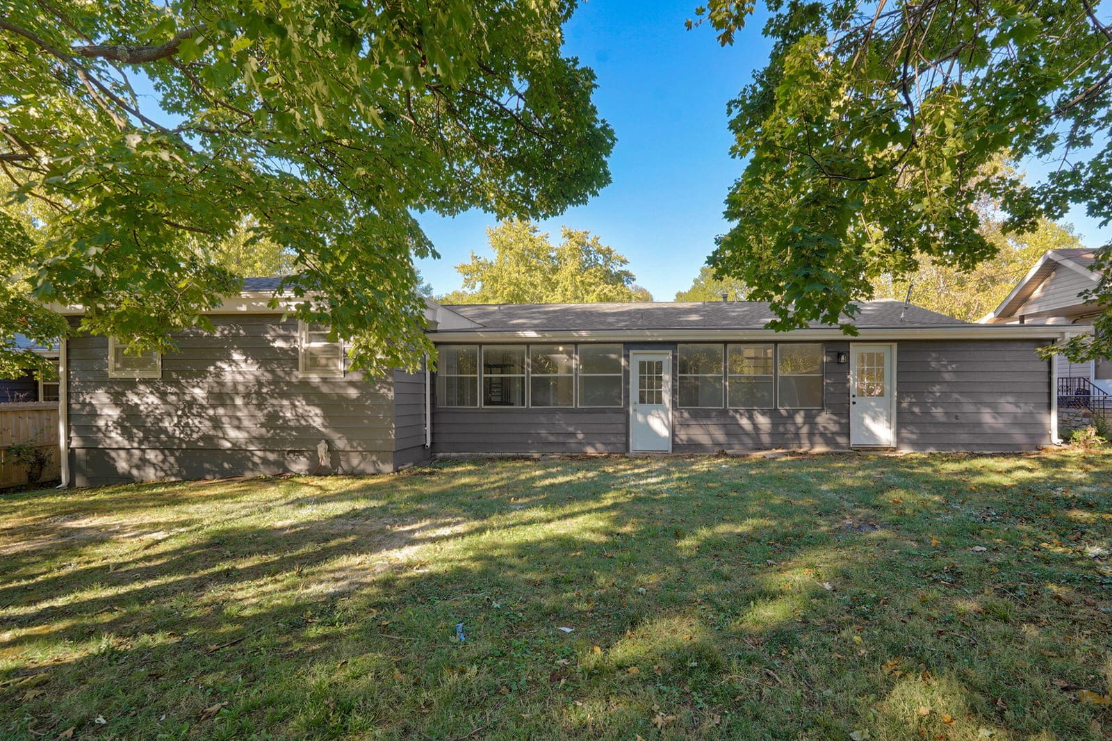 1824 E Crestview St-28 at 1824 E Crestview Street, Springfield, MO 65804