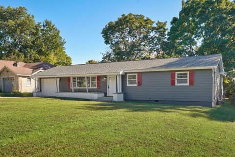 1824 E Crestview St-2 at 1824 E Crestview Street, Springfield, MO 65804